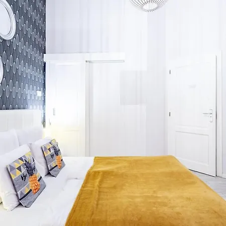 Apartment Very - Easy Use - Air Con Budapest