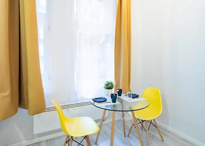 Very - Easy Use - Air Con بودابست